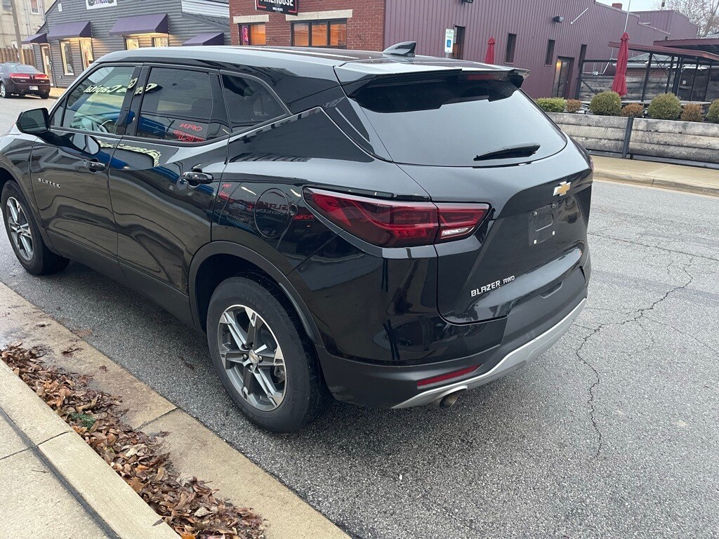 2025 Chevrolet Blazer 2LT photo 3