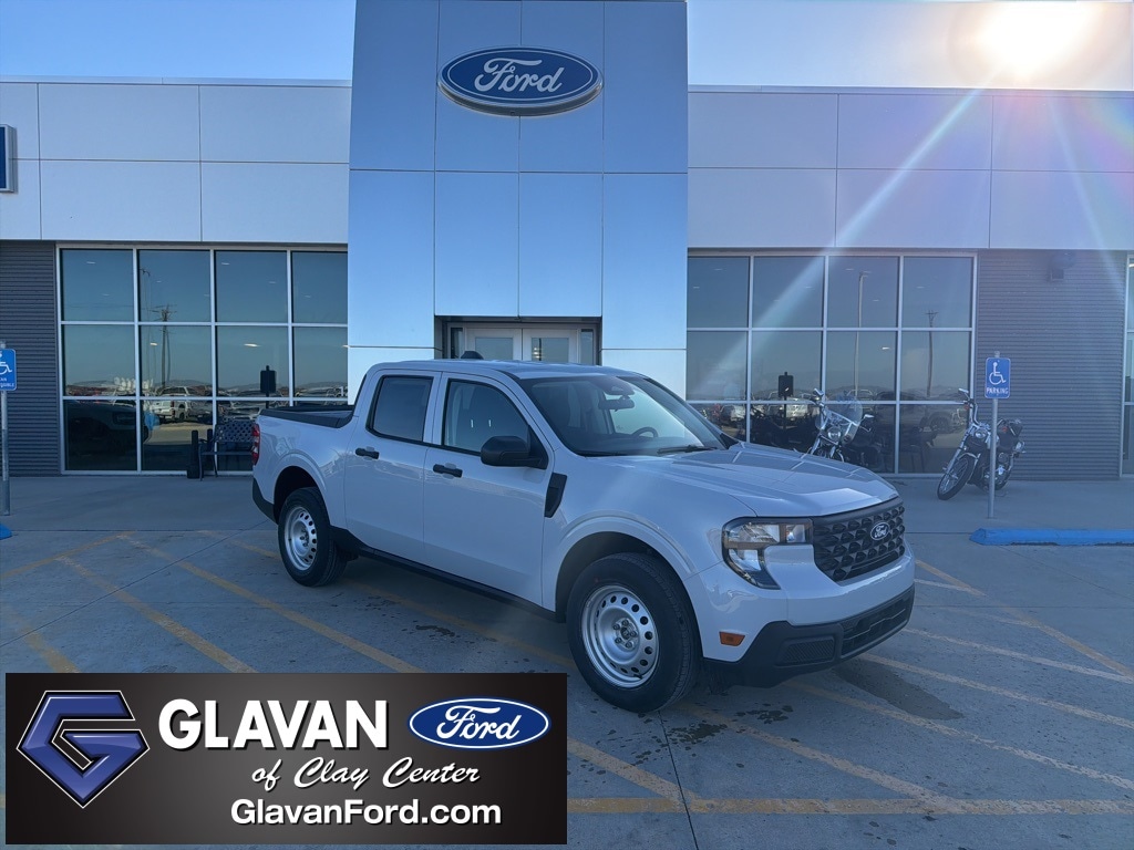2025 Ford Maverick XL's photo