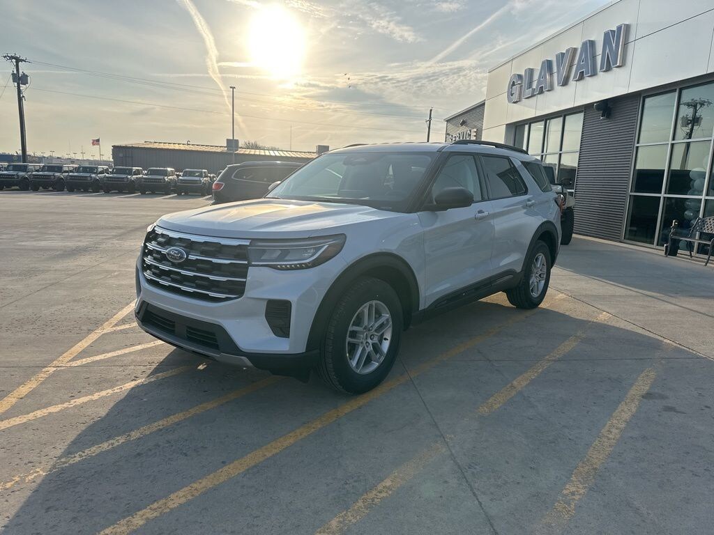 New 2026 Ford Explorer Active SUV