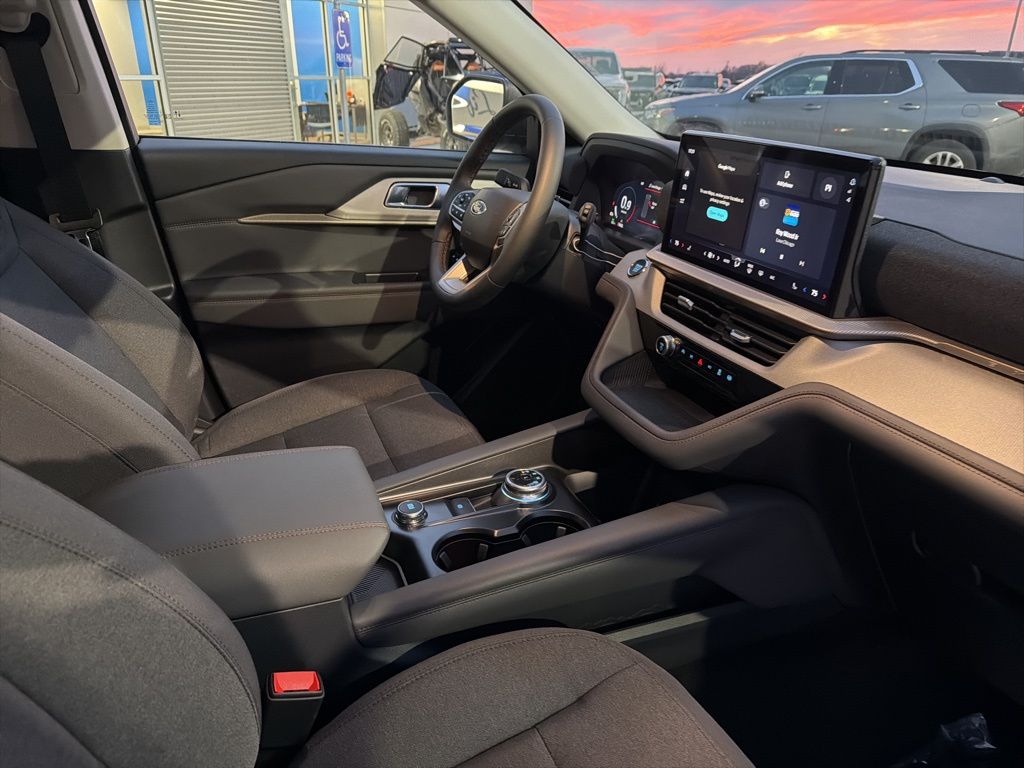 2026 Ford Explorer Active - Photo 27