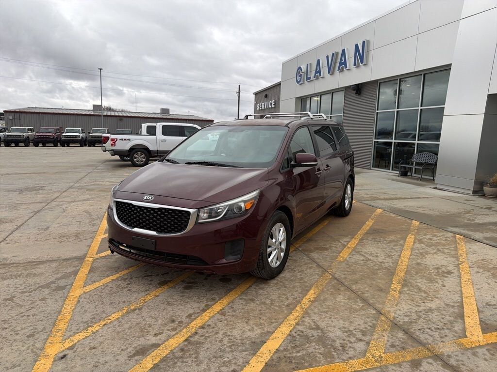 Used 2015 Kia Sedona LX Minivan/Van