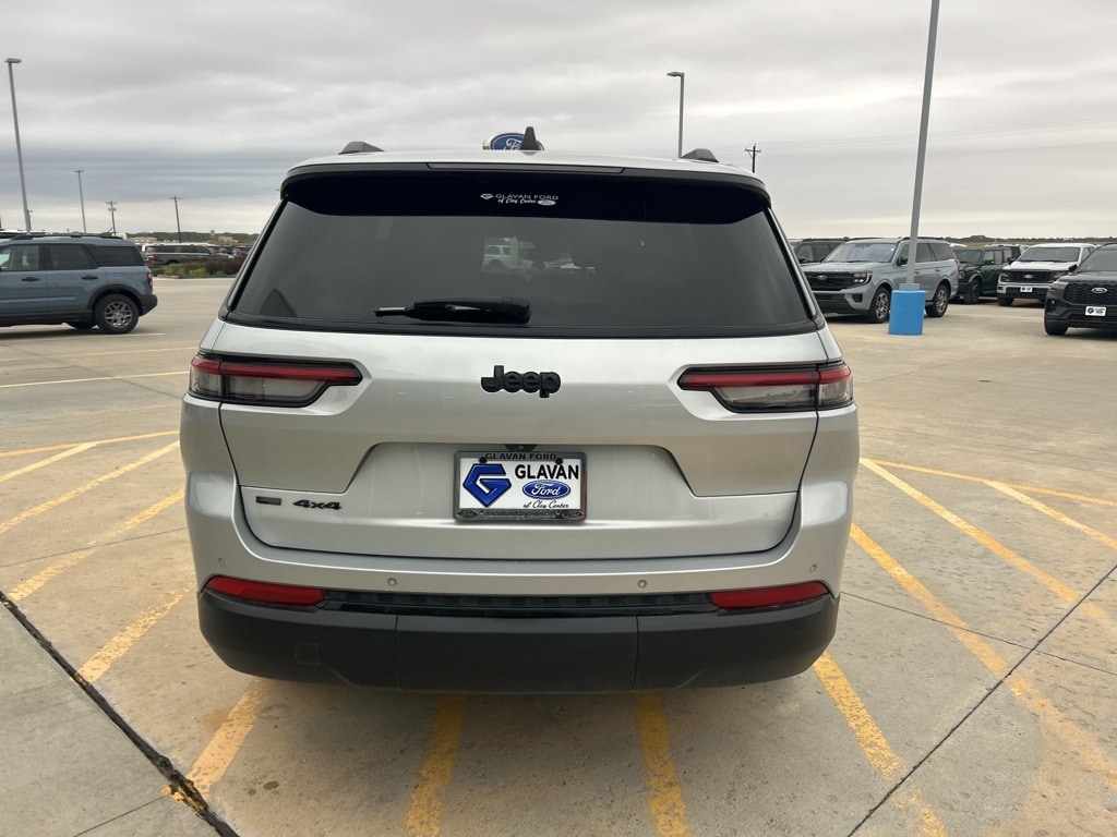 Used 2021 Jeep Grand Cherokee L Altitude SUV