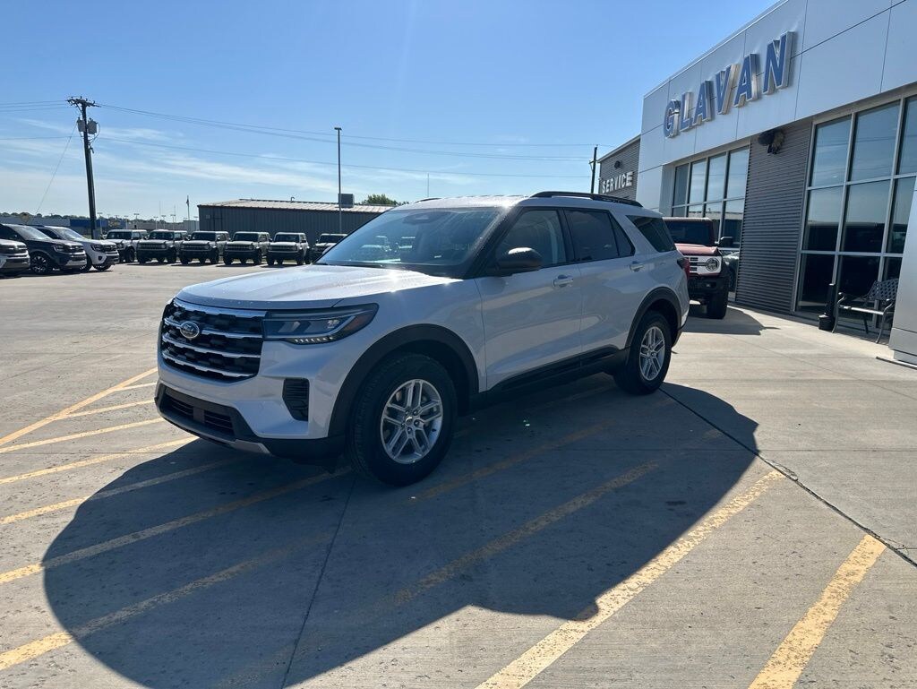 New 2026 Ford Explorer Active SUV
