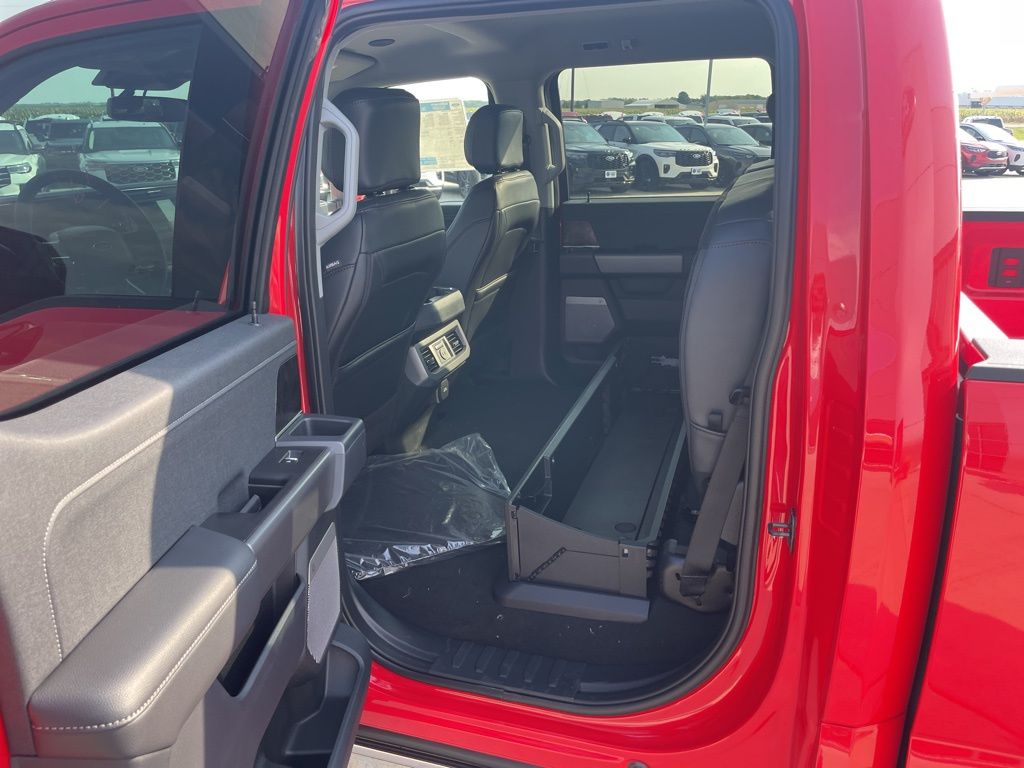 2025 Ford F-250 Super Duty Lariat - Photo 23