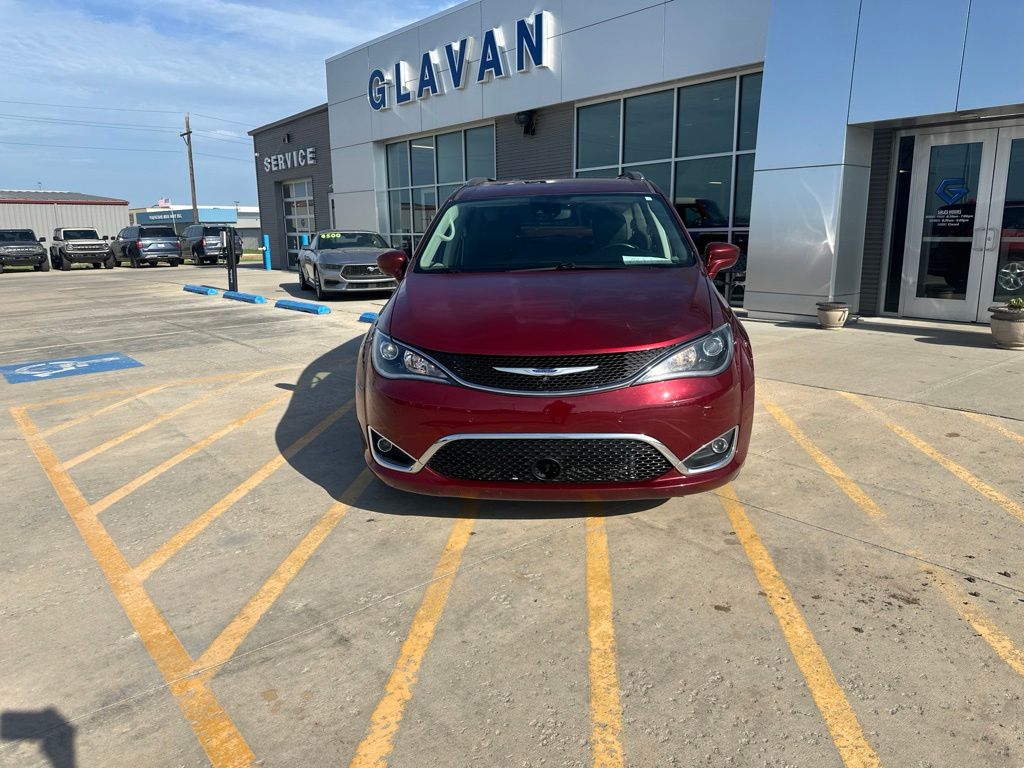 Used 2020 Chrysler Pacifica Touring L with VIN 2C4RC1BG8LR158174 for sale in Clay Center, KS