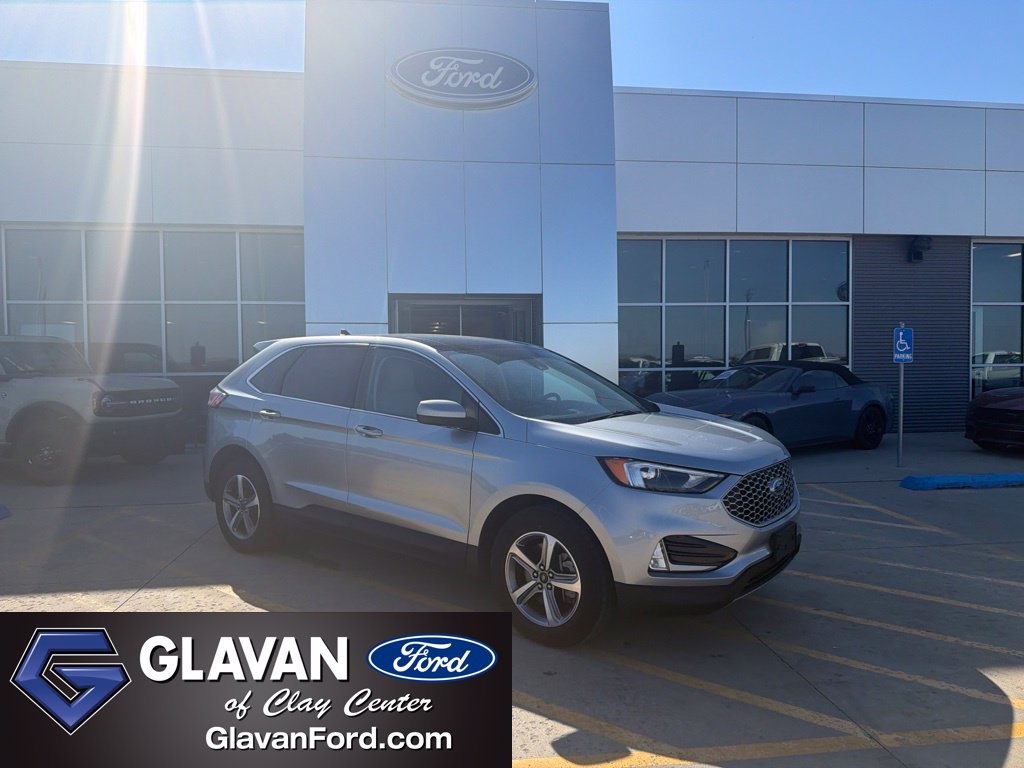 2023 Ford Edge
