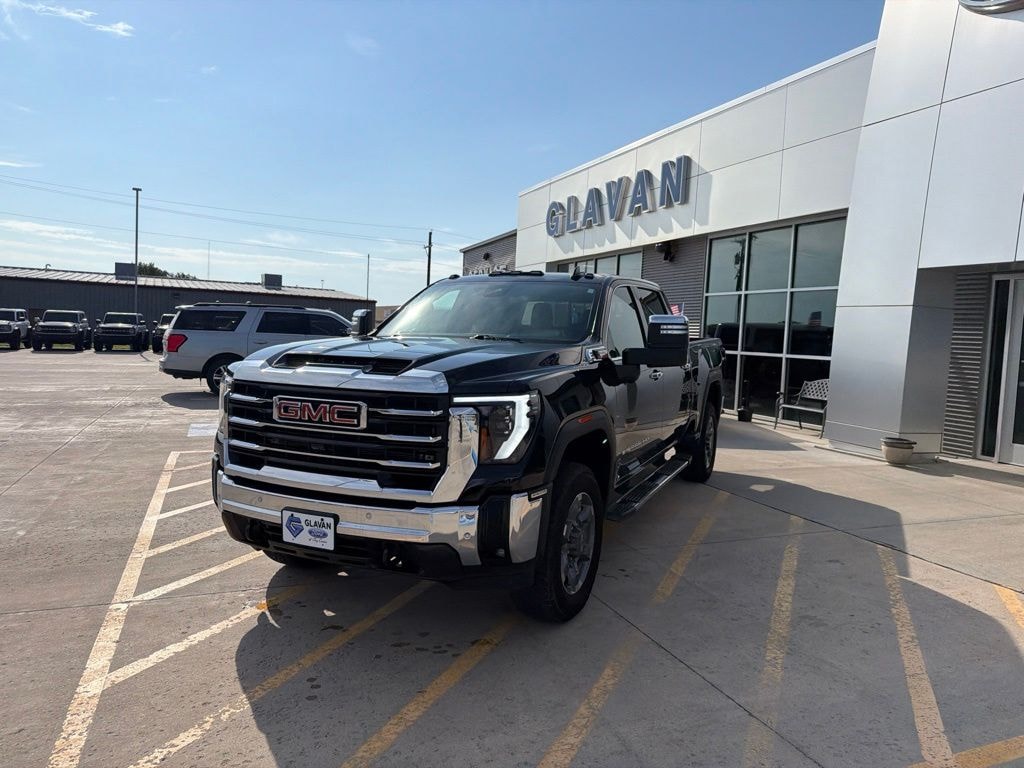 Used 2025 GMC Sierra 2500 HD SLT Truck