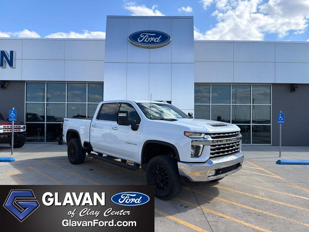 2022 Chevrolet Silverado HD LTZ 4WD Crew Cab Standard Box's photo