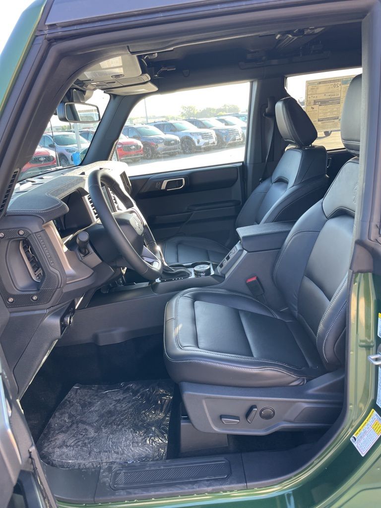 2025 Ford Bronco 4-Door Outer Banks - Photo 10