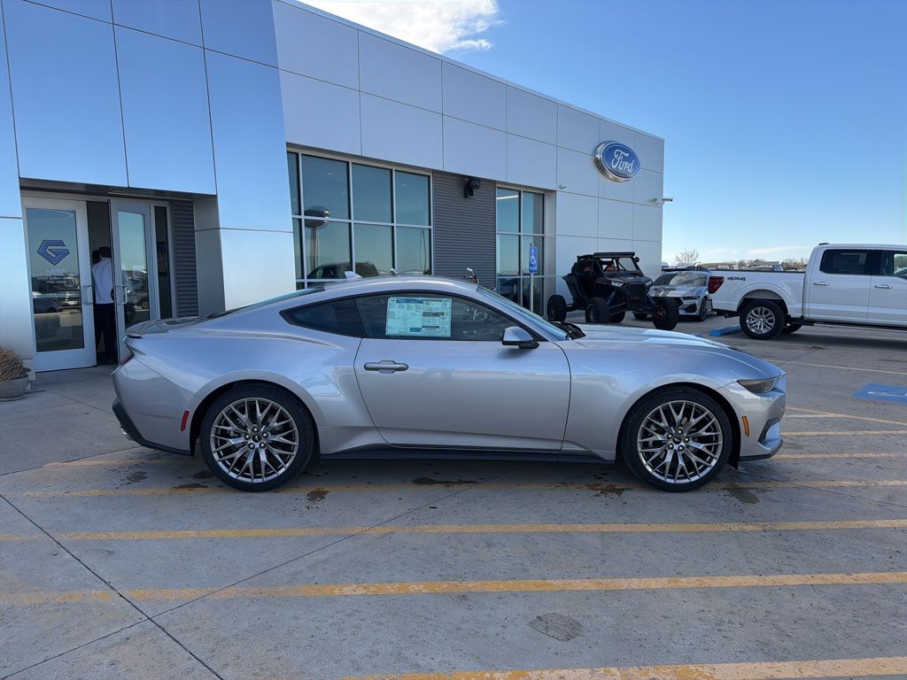 2026 Ford Mustang EcoBoost Premium Fastback - Photo 8