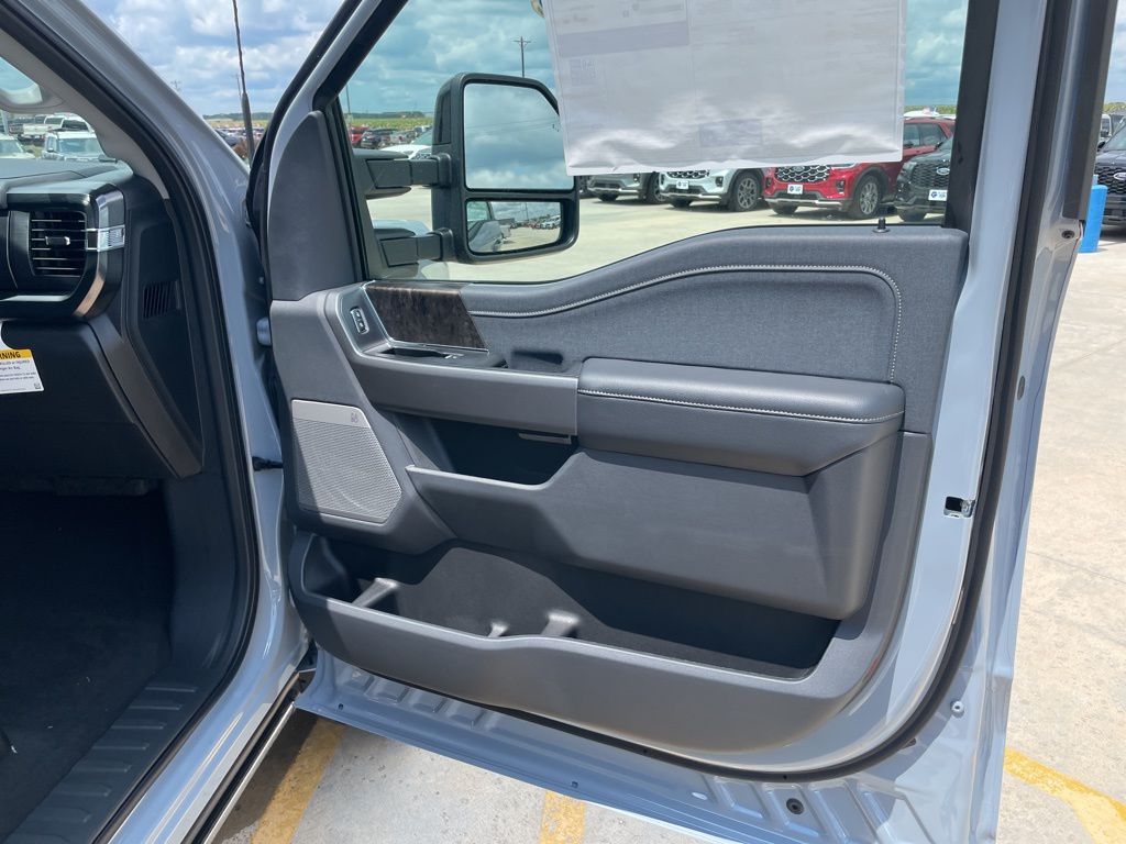 2025 Ford F-250 Super Duty Lariat - Photo 25