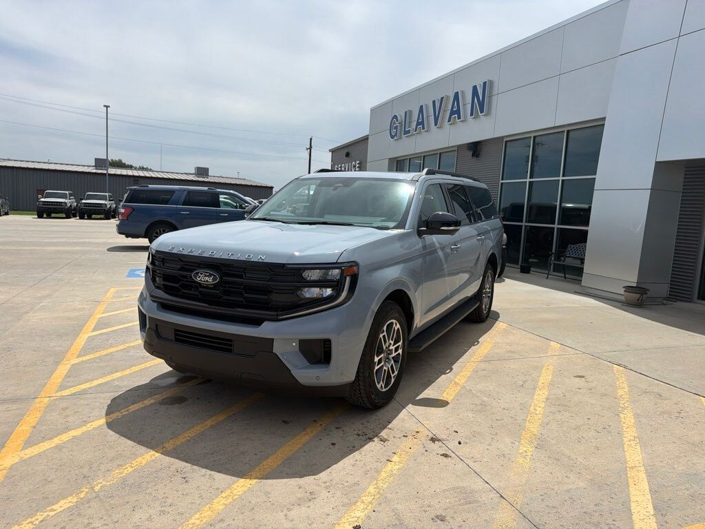 New 2026 Ford Expedition Max Active SUV
