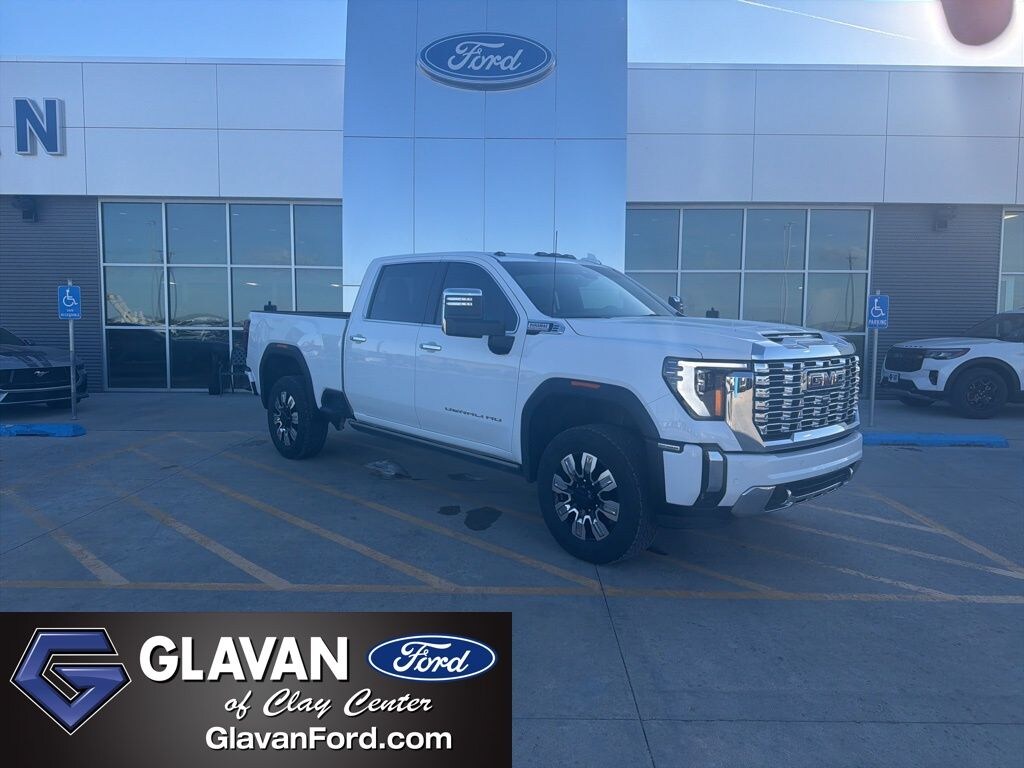 Used 2024 GMC Sierra 2500 HD Denali Truck