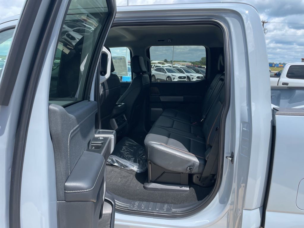 2025 Ford F-250 Super Duty Lariat - Photo 22