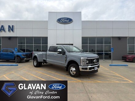 2026 Ford F-350 Lariat Truck