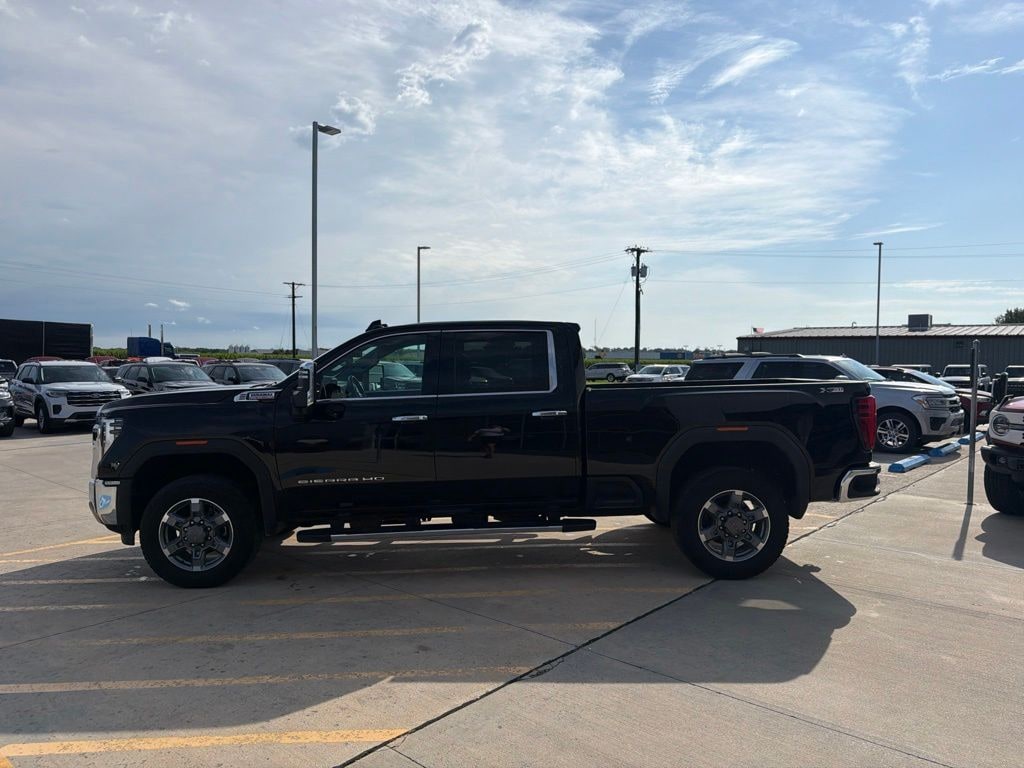Used 2025 GMC Sierra 2500 HD SLT Truck