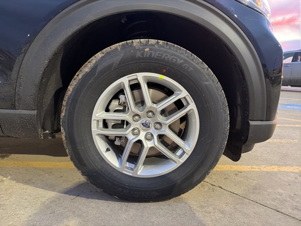 2026 Ford Explorer Active - Photo 28