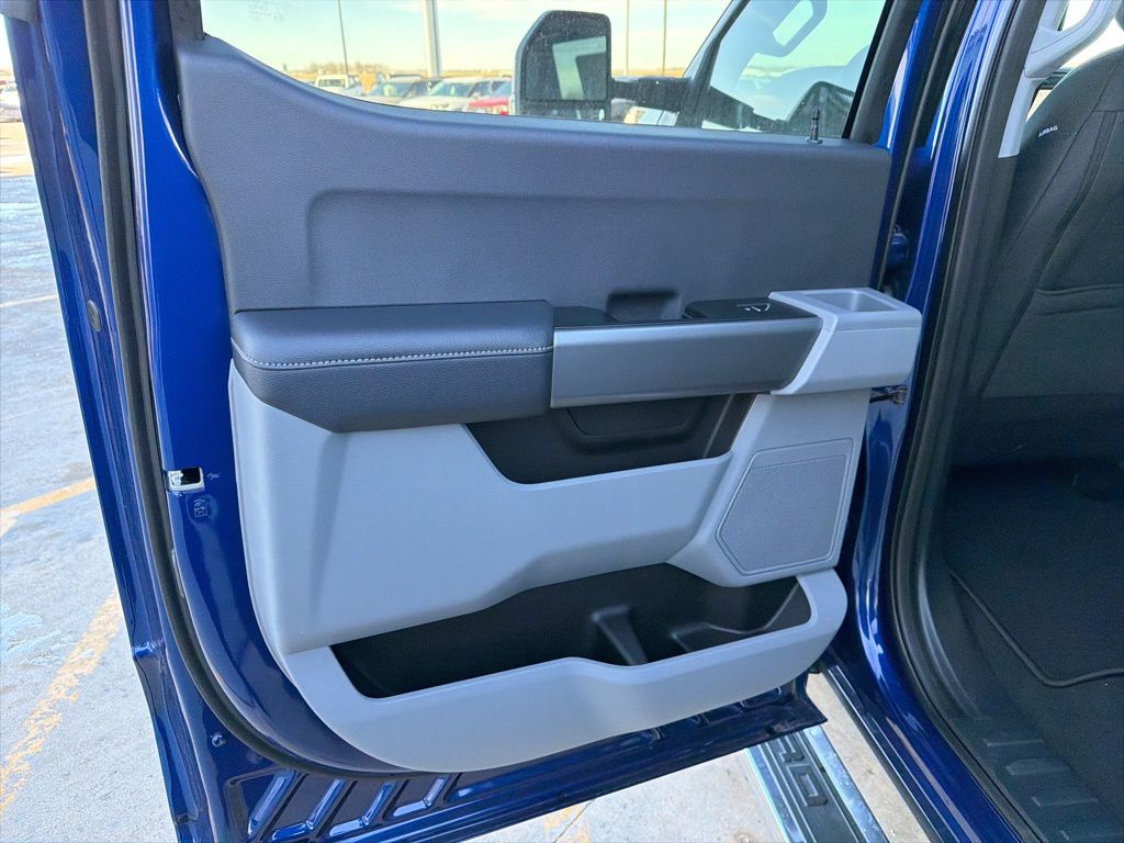 2026 Ford F-350 Super Duty XLT - Photo 21