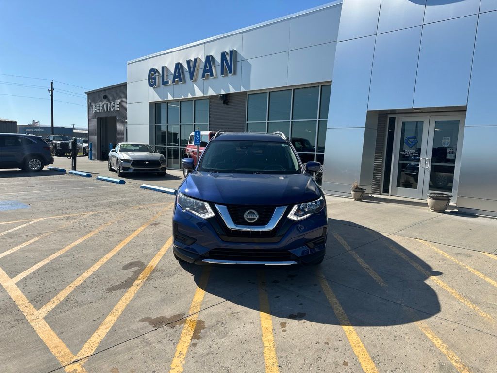 Used 2019 Nissan Rogue SV with VIN KNMAT2MT0KP534931 for sale in Clay Center, KS