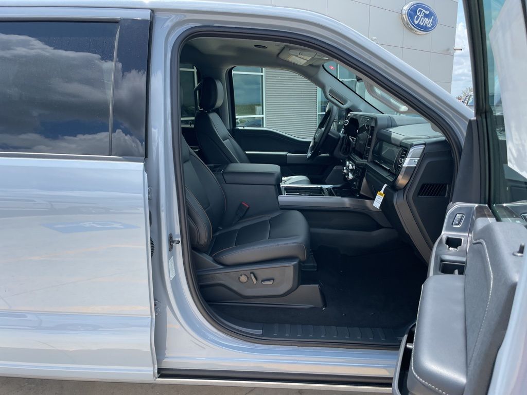 2025 Ford F-250 Super Duty Lariat - Photo 26