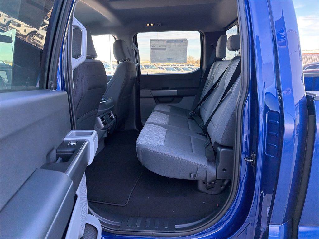2026 Ford F-350 Super Duty XLT - Photo 22