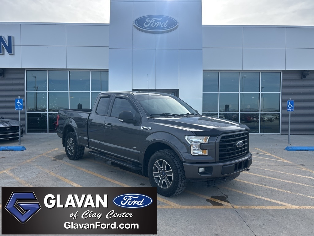 2015 Ford F-150 XLT's photo