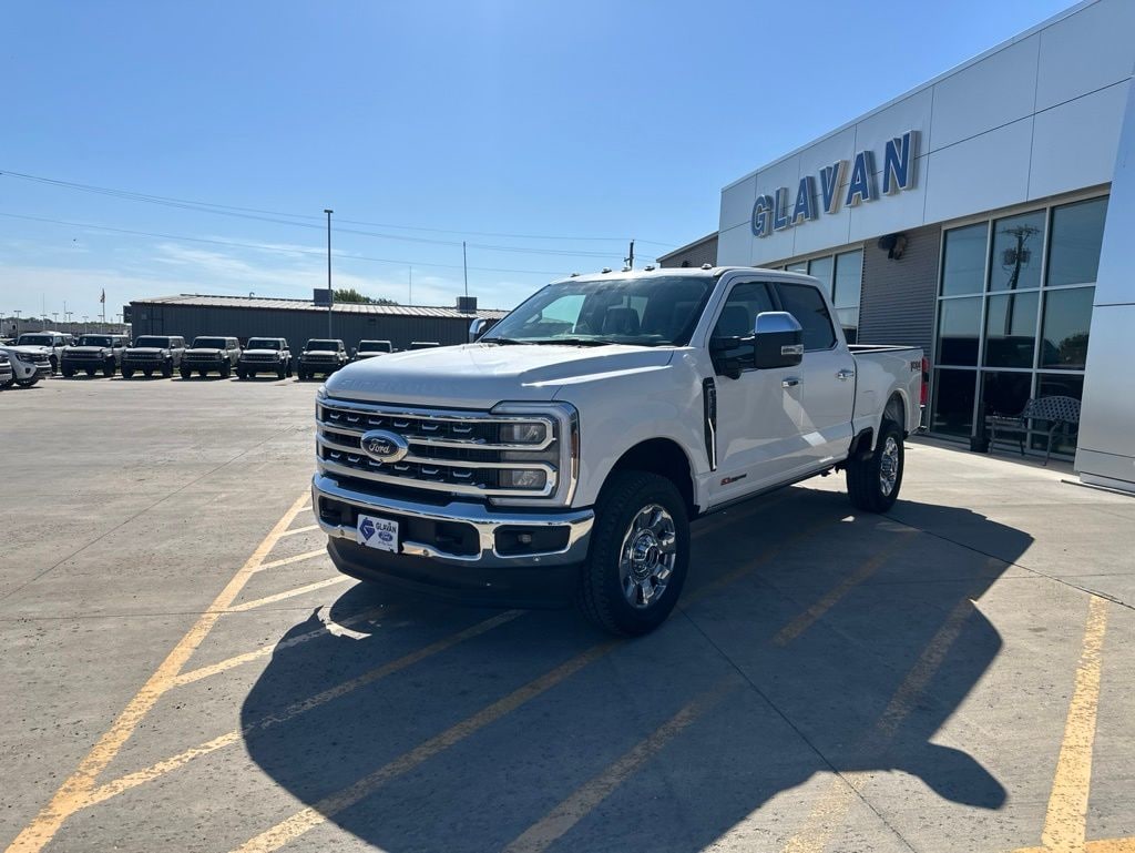New 2026 Ford F-350 Lariat Truck