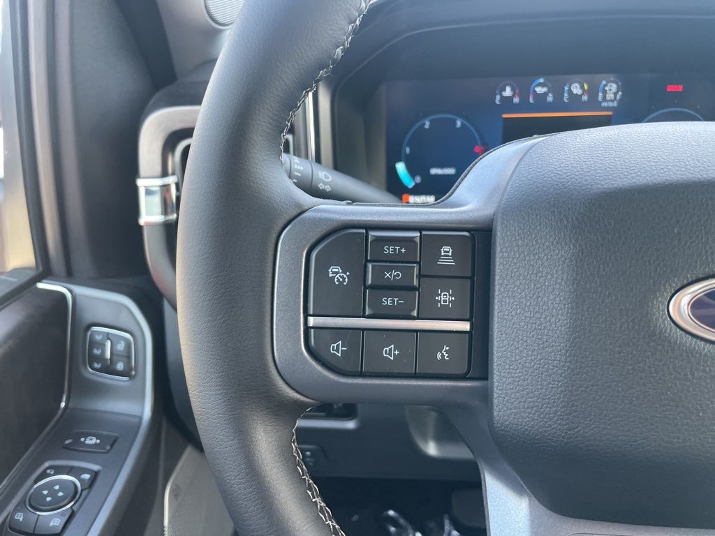2025 Ford F-250 Super Duty Lariat - Photo 15