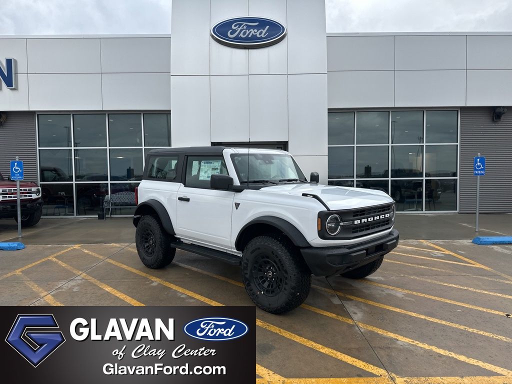 2026 Ford Bronco Base 4x4's photo