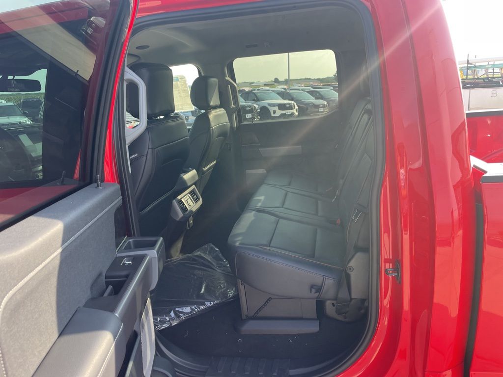 2025 Ford F-250 Super Duty Lariat - Photo 22