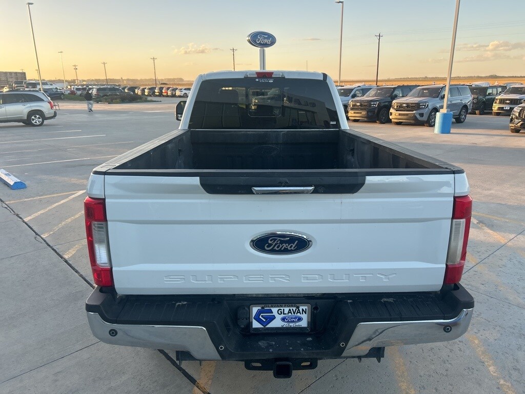 Used 2017 Ford F-250 Lariat Truck