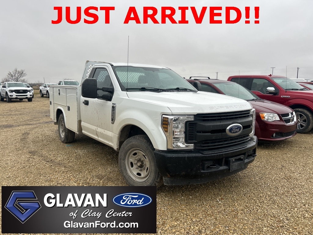 2018 Ford F-250 Super Duty XL's photo