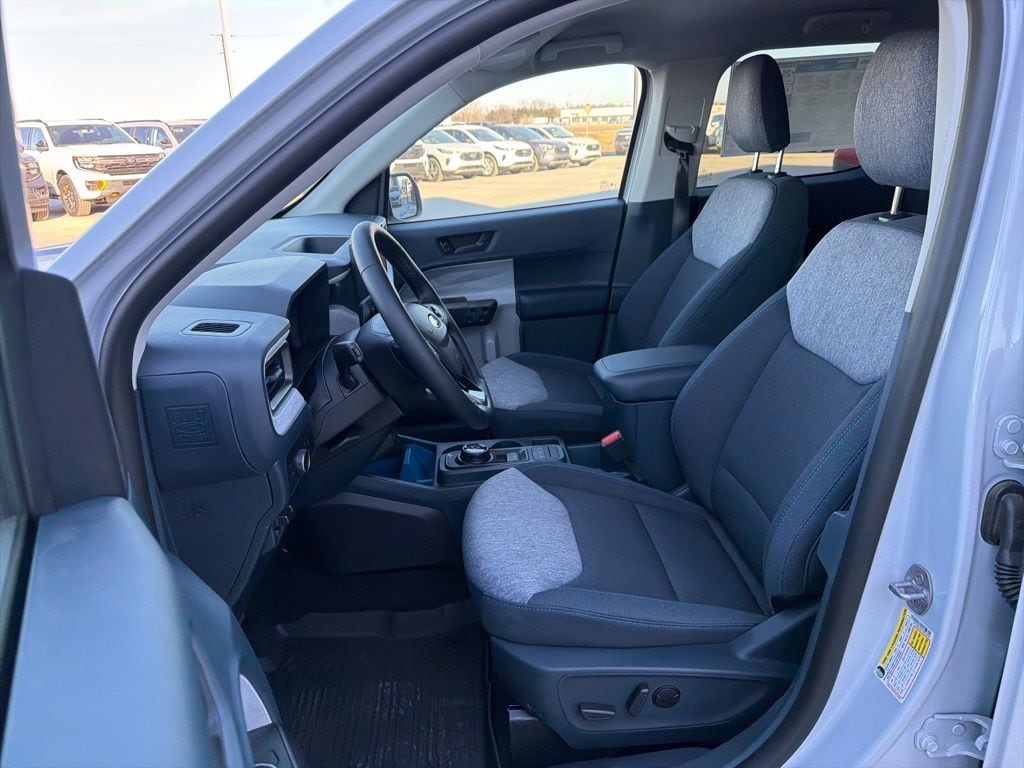 2026 Ford Maverick XLT - Photo 14