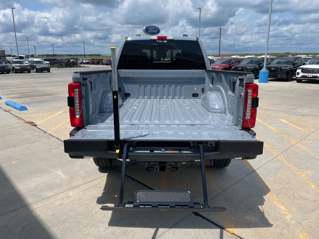 2025 Ford F-250 Super Duty Lariat - Photo 8