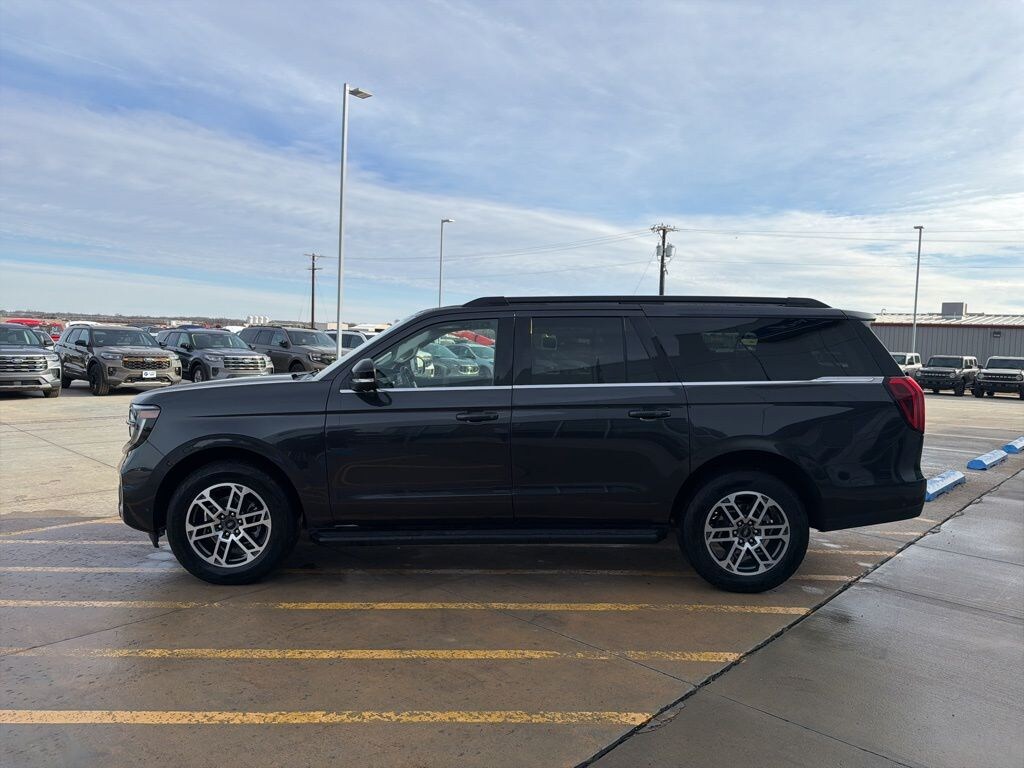 Used 2025 Ford Expedition Max Active SUV