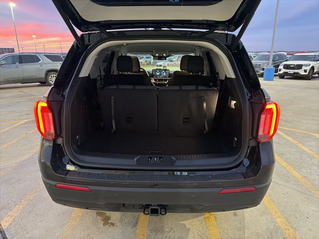 2026 Ford Explorer Active - Photo 21