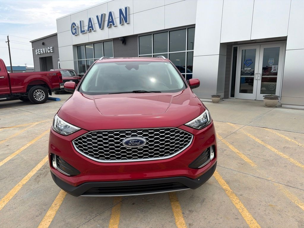 Used 2024 Ford Edge SEL SUV
