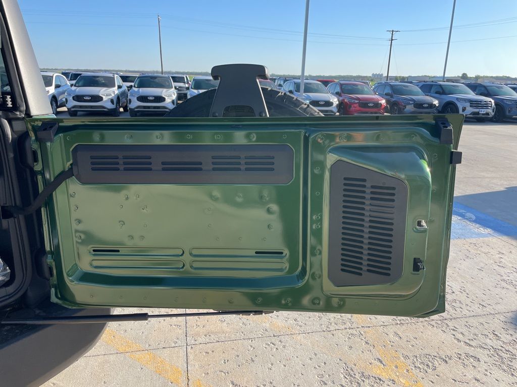 2025 Ford Bronco 4-Door Outer Banks - Photo 21