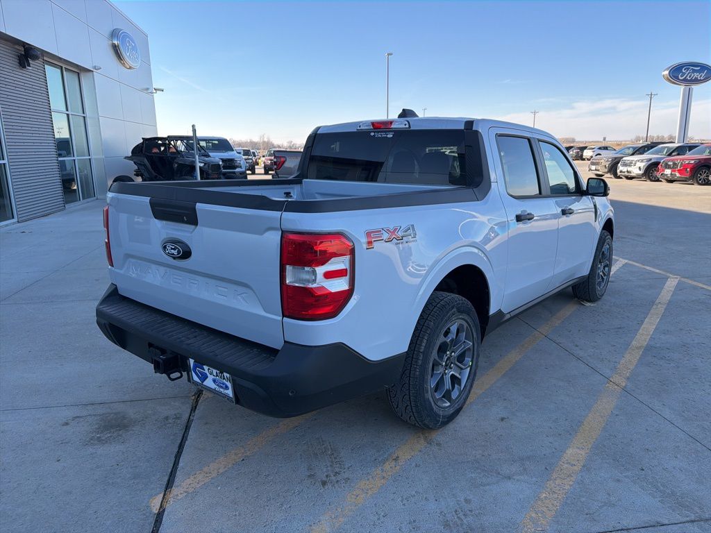 2026 Ford Maverick XLT - Photo 10