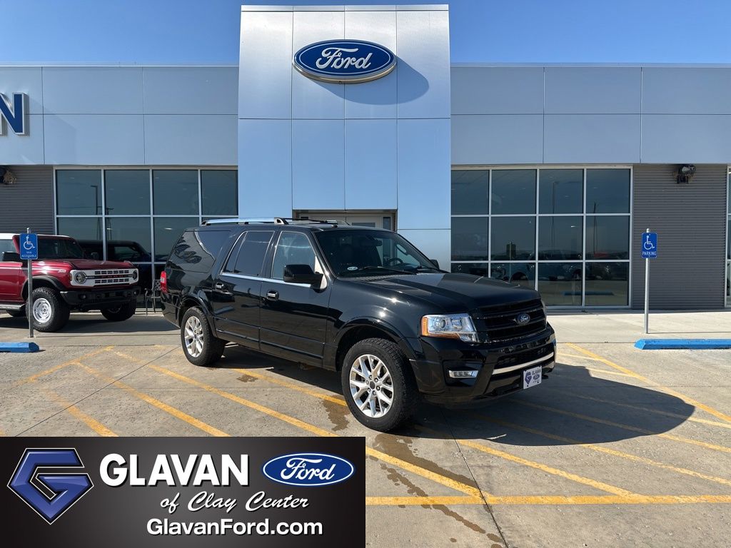 2017 Ford Expedition Limited's photo