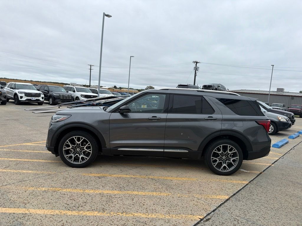 Used 2025 Ford Explorer Platinum SUV