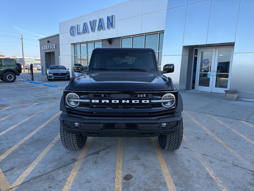 New 2025 Ford Bronco Outer Banks SUV