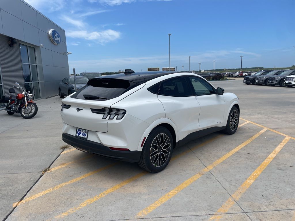 2025 Ford Mustang Mach-E Premium - Photo 7