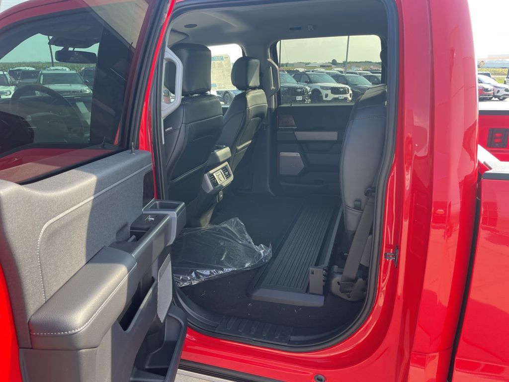 2025 Ford F-250 Super Duty Lariat - Photo 24