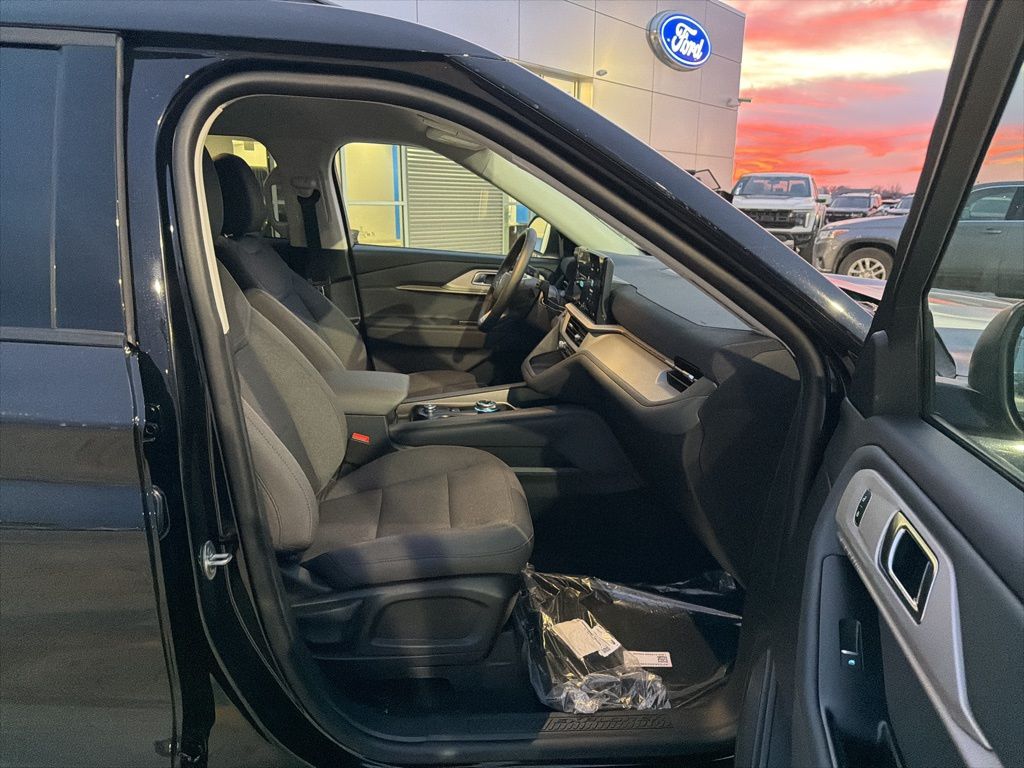 2026 Ford Explorer Active - Photo 26