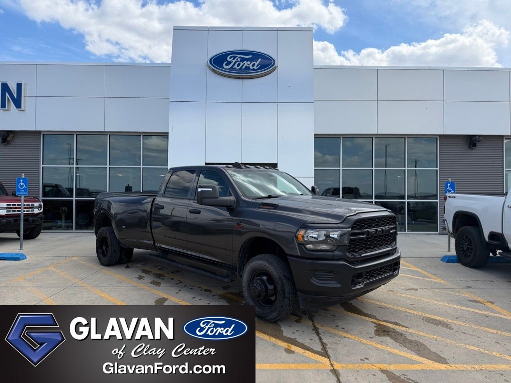 2024 RAM 3500 Tradesman 4X4 Crew Cab LWB's photo