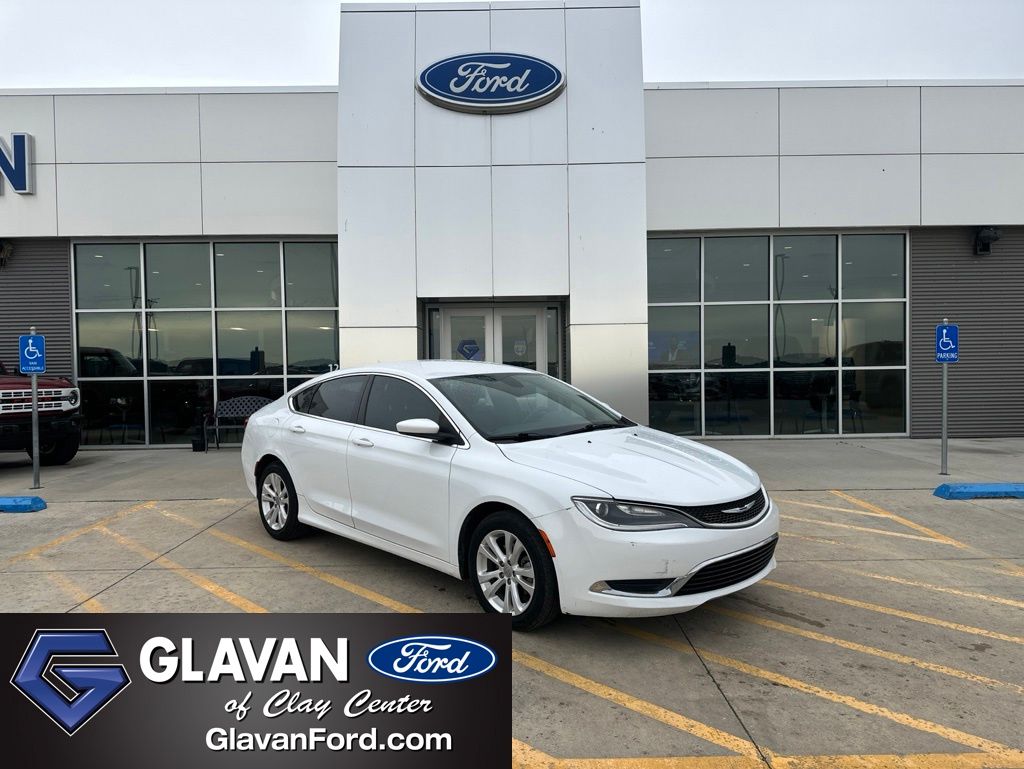 2017 Chrysler 200