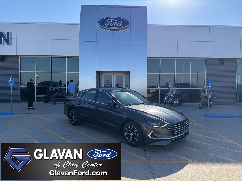 2021 Hyundai Sonata Hybrid Blue's photo