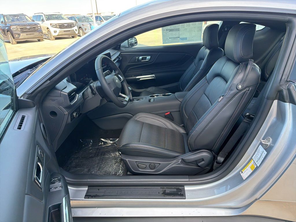 2026 Ford Mustang EcoBoost Premium Fastback - Photo 10