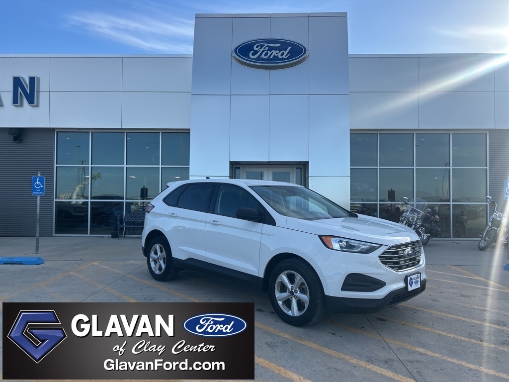 2022 Ford Edge SE